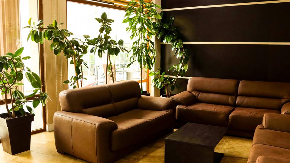 Hotel Parlament Prishtinë Ngoại thất bức ảnh